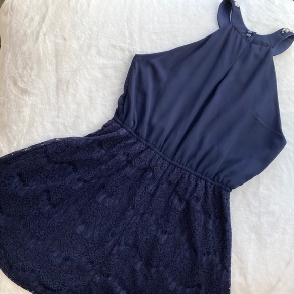 Francesca’s Collection Pearl High Neck Navy Dress in Size Large - Picture 10 of 16